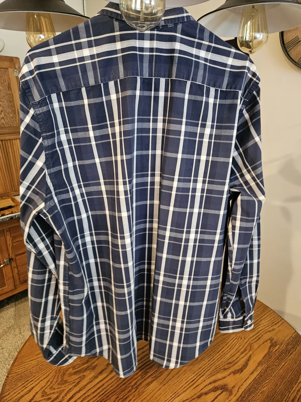 Levi's Men’s Classic Navy & White Plaid Button-Down Long Sleeve Shirt